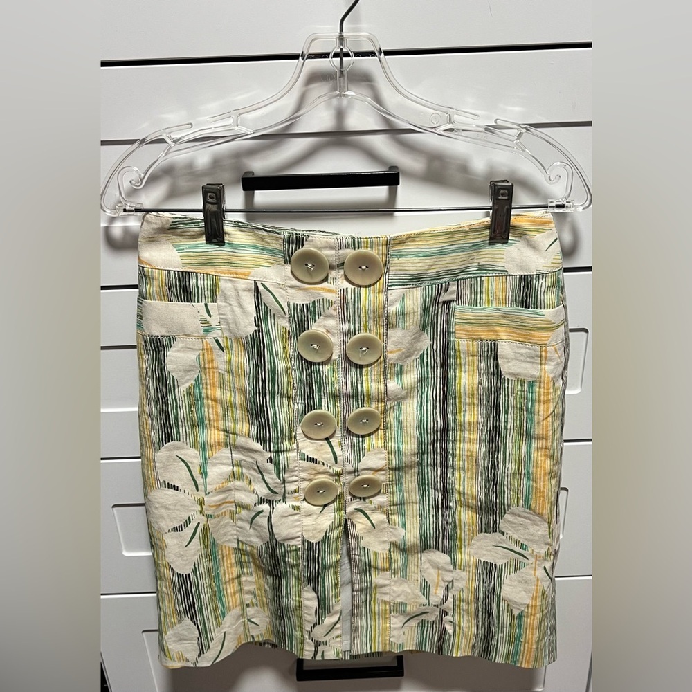 Floral Button-Front Mini Skirt in Green and Yellow by Parameter